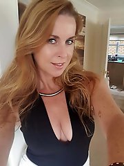 Old damsels are seducing like a pro